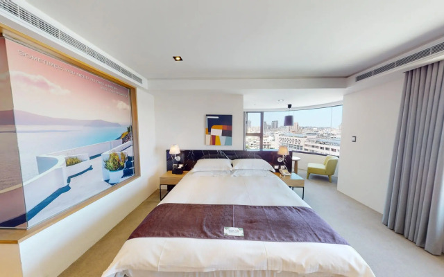 Gogo Hotel 38