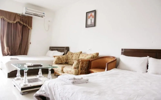 She Hehe Service Apartment (Guangzhou Weinan University Subway Station)
