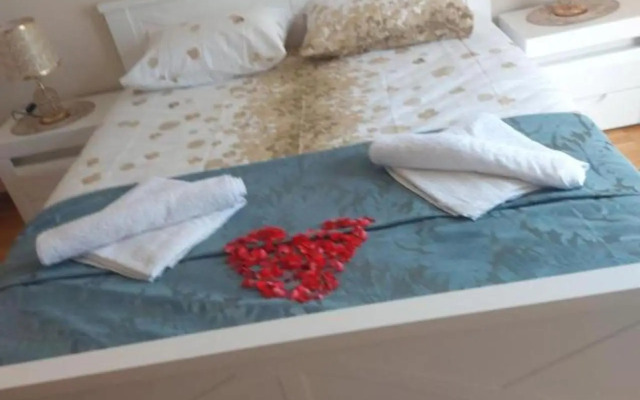 Deluxe City Escape with Modern Comforts & Garage (Adults Only)