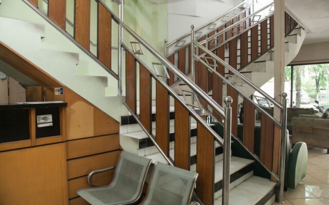 Global Inn Surabaya by RedDoorz