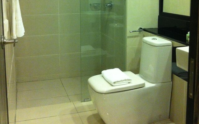 Borneo Vista Suites Hotel
