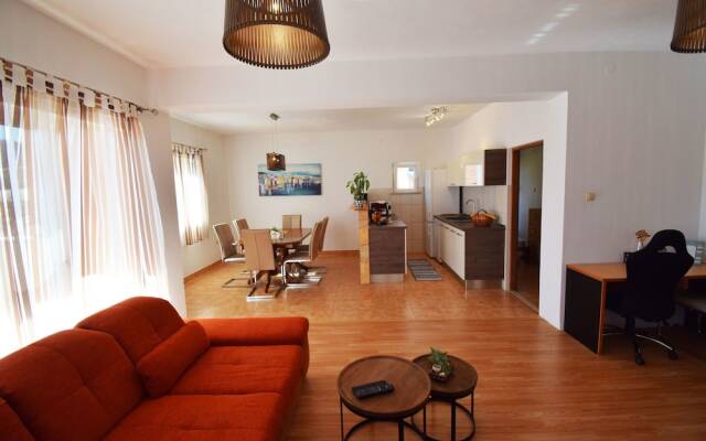House Ante