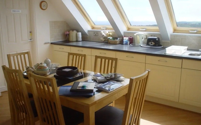 Kernow Homes - Travel accommodation