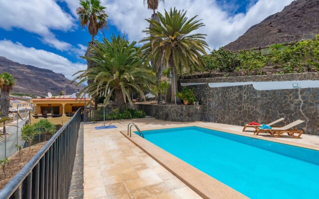 Casa de vacaciones con piscina compartida en Mogán I