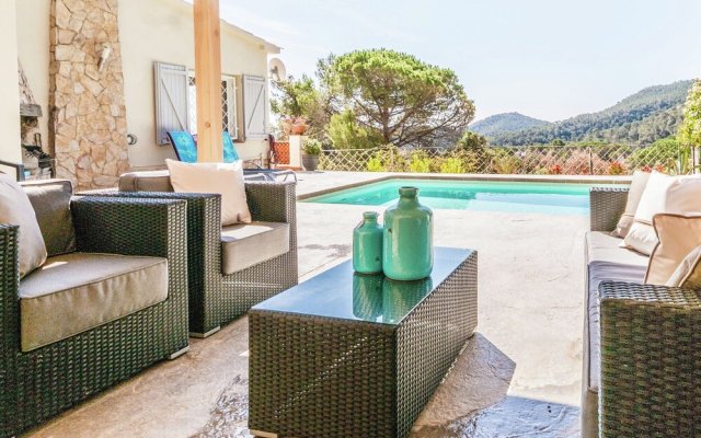 Cozy Villa in Sant Feliu de Guíxols Spain with Swimming Pool