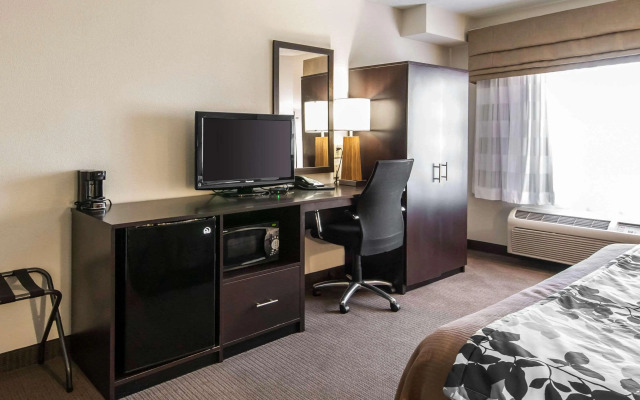 Sleep Inn & Suites