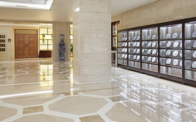 voco Guangzhou Shifu by IHG