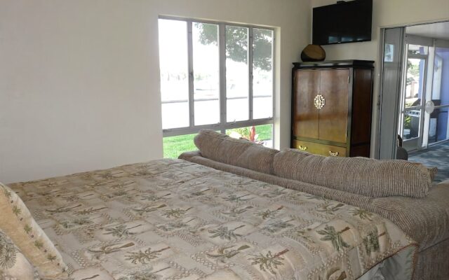 843 Buttonwood Court