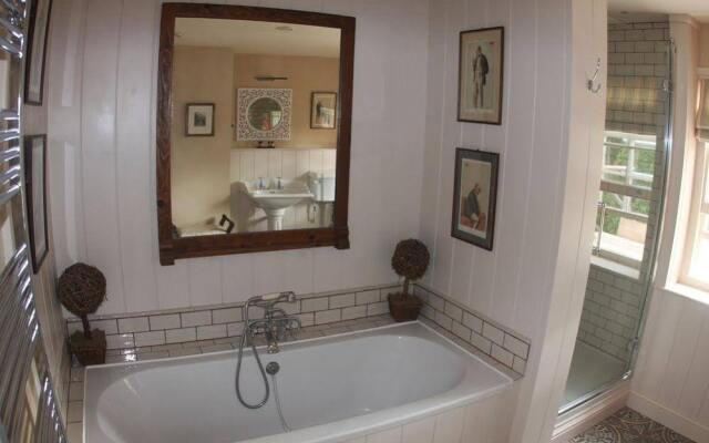 Brook Farm B&B