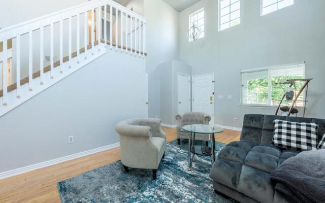 Spacious 4 bedroom 3.5 bathroom residential property