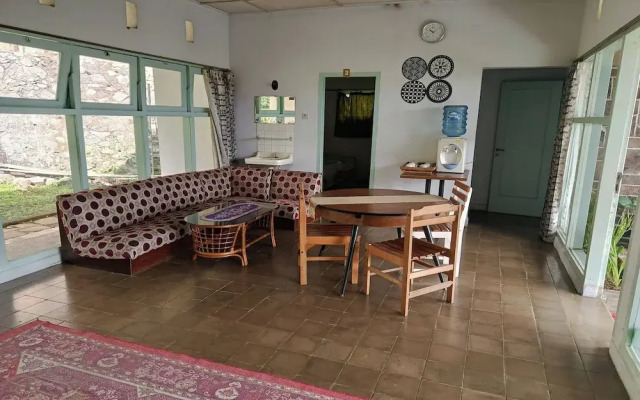 Surga Family House