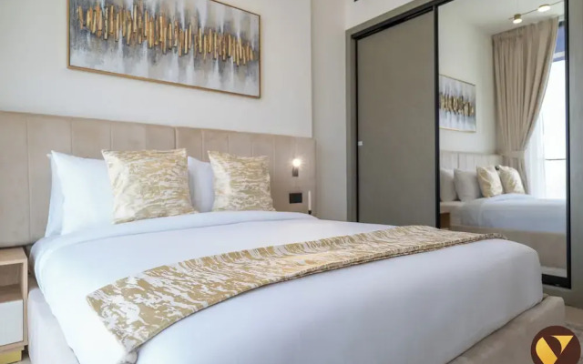 Binghatti 7min Sky Dubai 3 min Cirle Mal