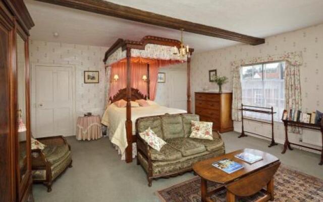 Haughley House B&B