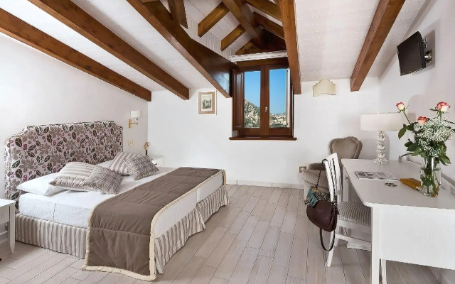 Villa Maria