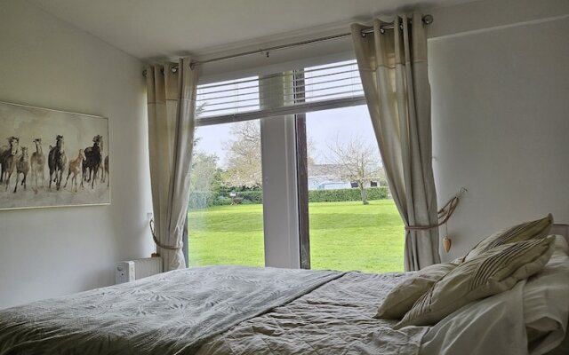 Remarkable 1-bed Cabin in Dunmow