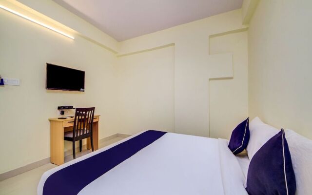 SilverKey Executive Stays 19907 Hafeezpet