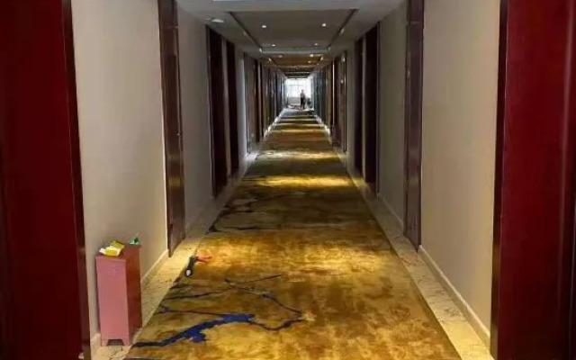 Red Star International Hotel