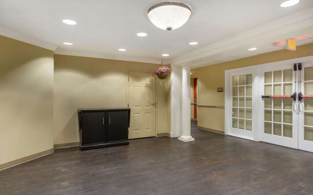 Extended Stay America Suites Seattle Everett Silverlake