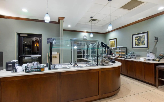 Staybridge Suites Oak Ridge by IHG