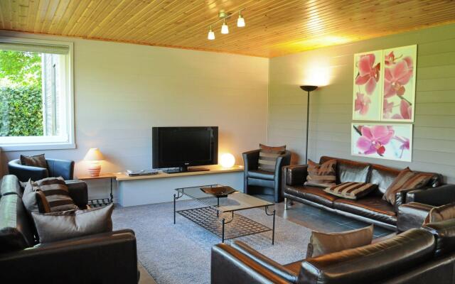 Durbuy, close to this holiday home in Enneille