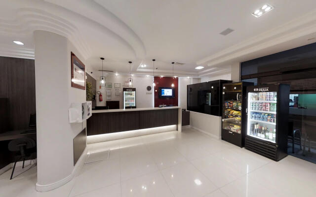 Camboriú Praia Hotel
