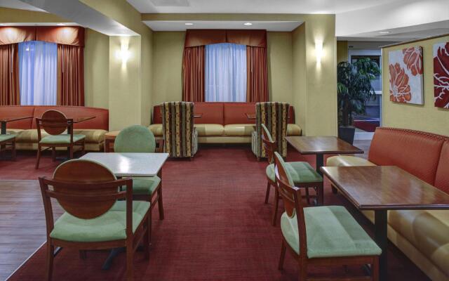 Hampton Inn Petersburg-Southpark Mall