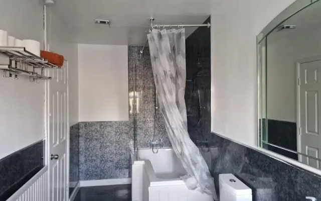 Amani 2-bed Bungalow - Sleeps 4 - Pet Friendly