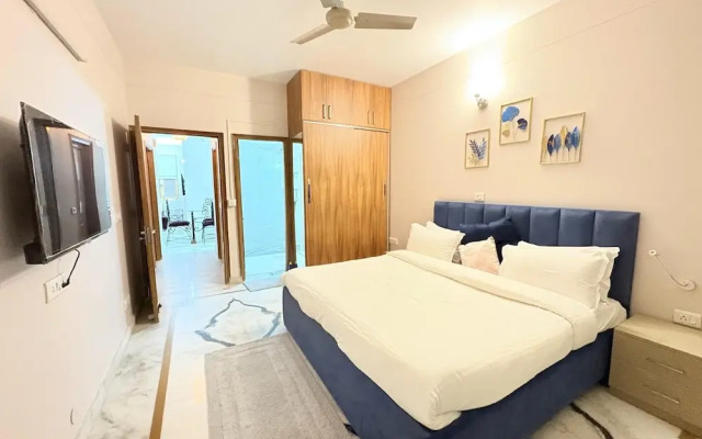 Luxury 2 Bedroom's Apartment