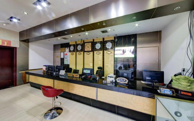 Shanghai Quanquan Hotel (Baoshan Wanda Plaza)
