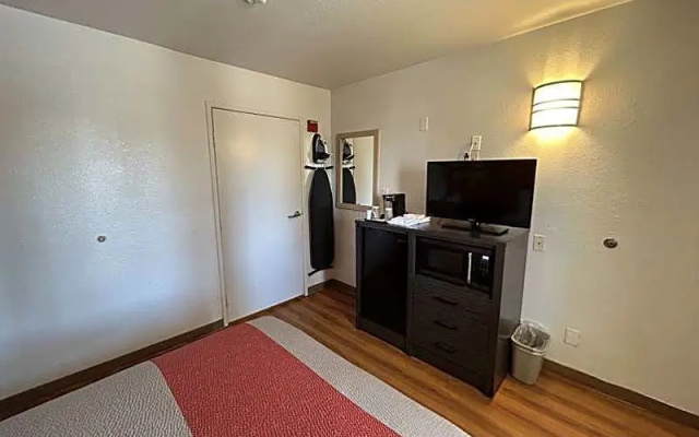 Studio 6 Bellflower, CA - Los Angeles