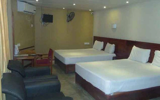 Sansu Hotel