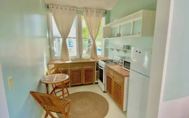 Utila Seabreeze Vacation Apartments