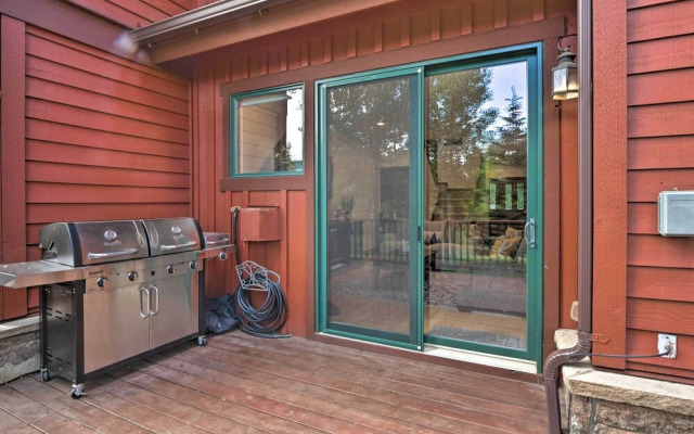 Private Hot Tub: Family Townhome in Breckenridge