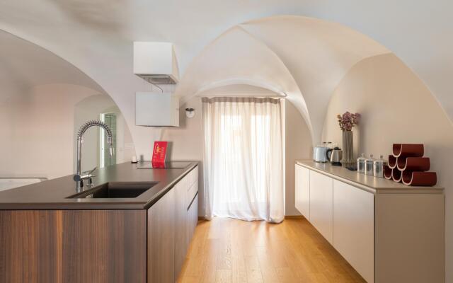 Santo Stefano 13 - Quadrilocale elegante