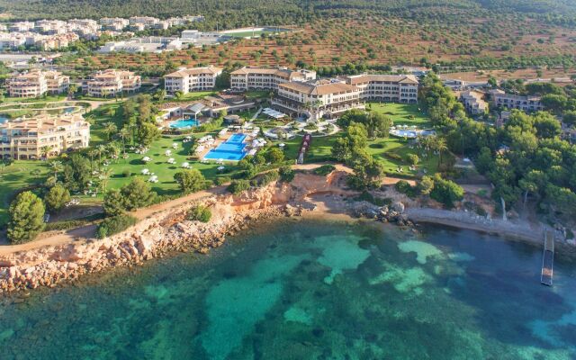 The St. Regis Mardavall Mallorca Resort