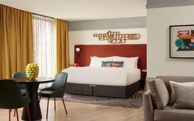 Hotel Indigo Gloucester The Forum By IHG