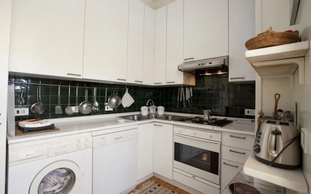 Princely Penthouse on the Pilgrims' Way