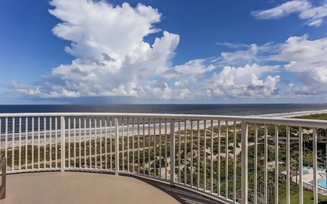 Luxury Condo with Atlantic Ocean View from Private Balcony by RedAwning