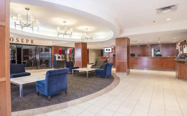 Sandman Hotel Montreal - Longueuil