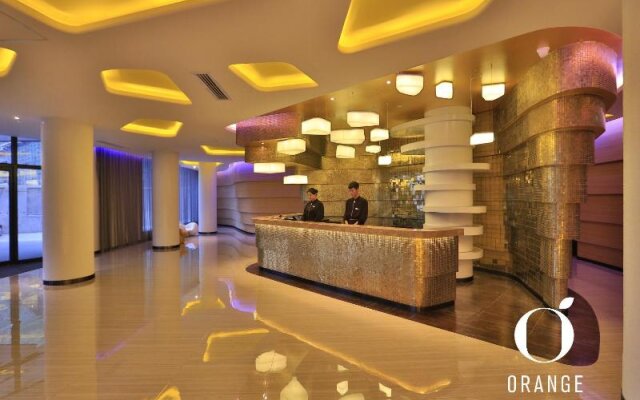 Orange Hotel (Qingdao Hai'er Road Lion Mall)