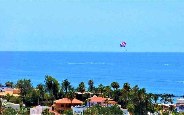 Las Américas Panoramic Sea Views