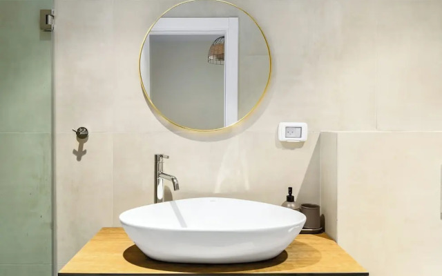 Netanya Beach Pool Studio by Sea N' Rent
