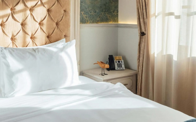 voco Royalty Puebla Downtown by IHG