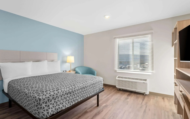 WoodSpring Suites Centennial - Denver Tech Center