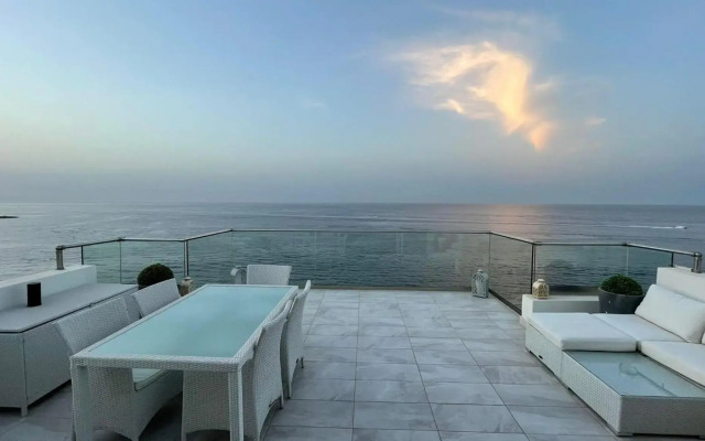 Stunning penthouse, 2 bedroom, heart of Sliema