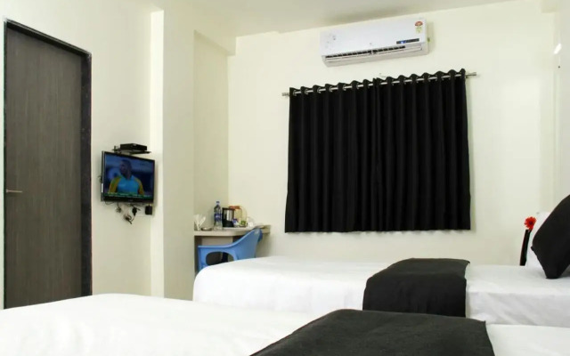 OYO Rooms Railway Station Bazar
