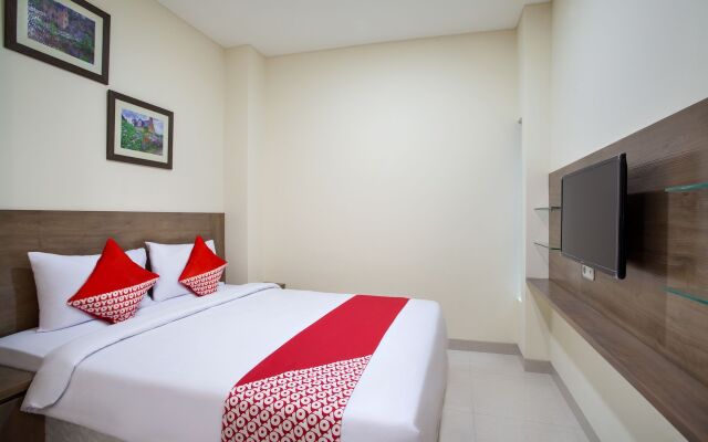OYO 115 Portal Residence