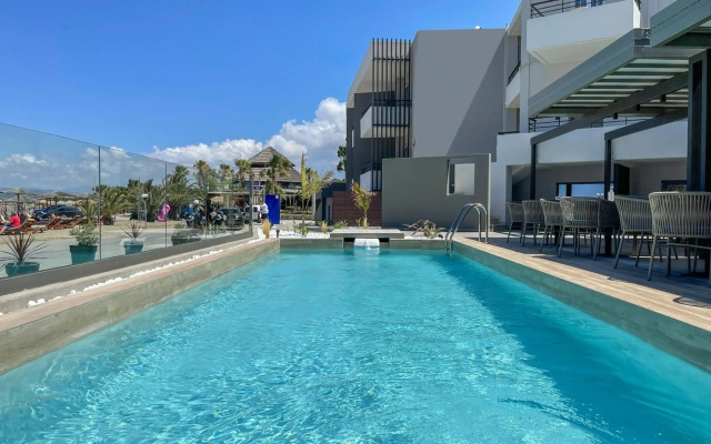 Mare Blue Suites