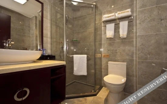 Vienna Classic Hotel (Fuzhou Changle Langqiao Hotel)