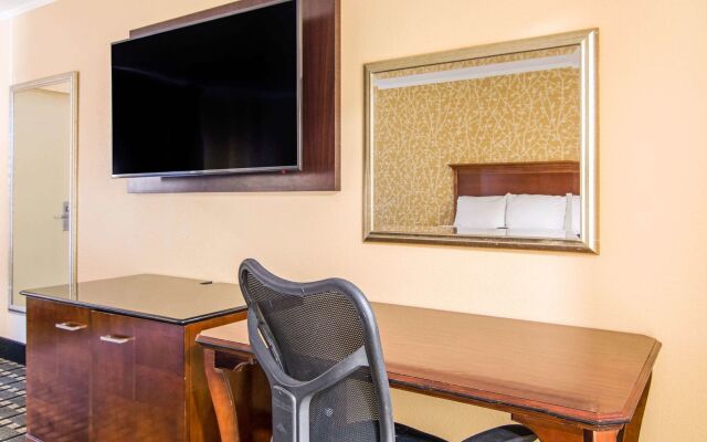 Quality Inn